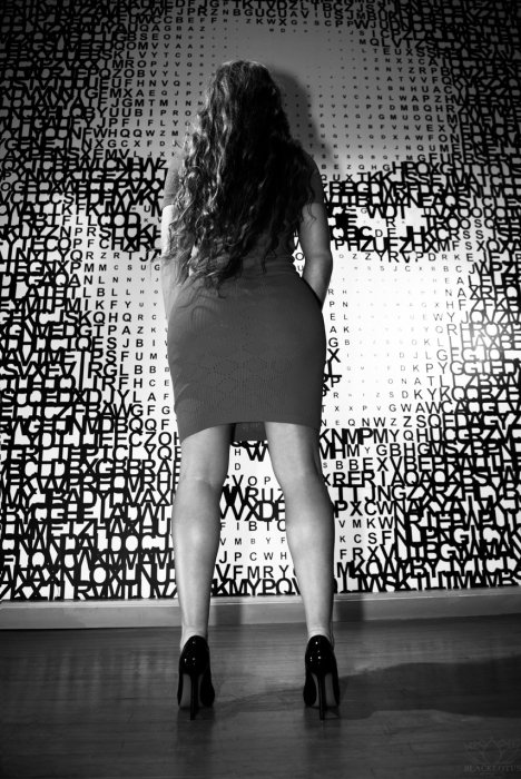 dsc_0400retouchbw.jpeg