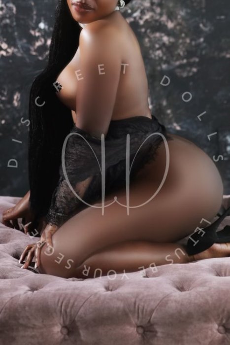 JOY-ESCORT-EBONY-MISSISSAUGA.JPG