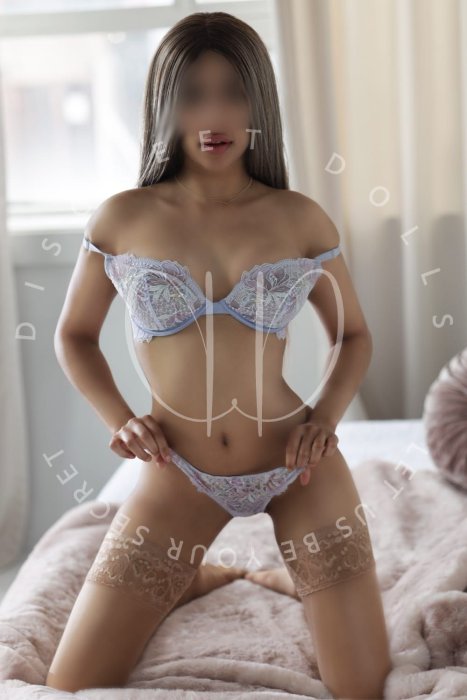 LANA-HOT EUROPEAN-ESCORT-ETOBICOKE.JPG